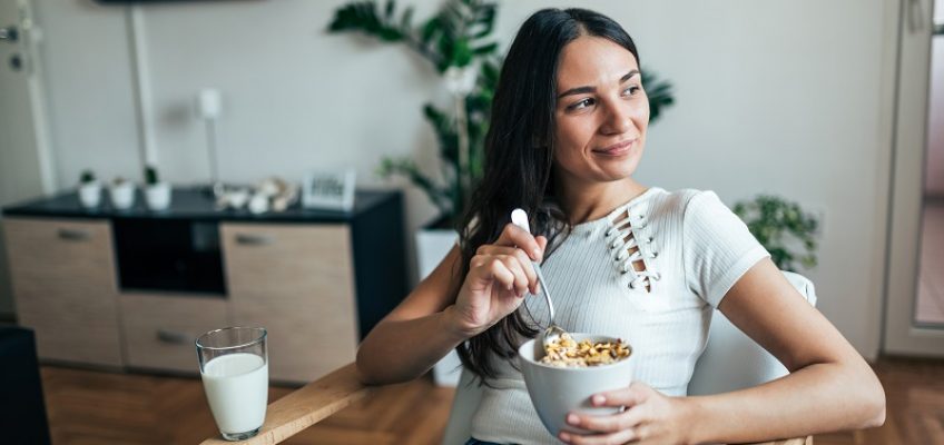 Workday Must-Try Healthy Habits | The Leaf Nutrisystem Blog