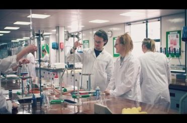 Undergraduate study in the School of Food Science and Nutrition
