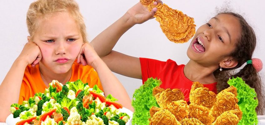 Kids Pretend Play School & Learn to Eat Healthy food!