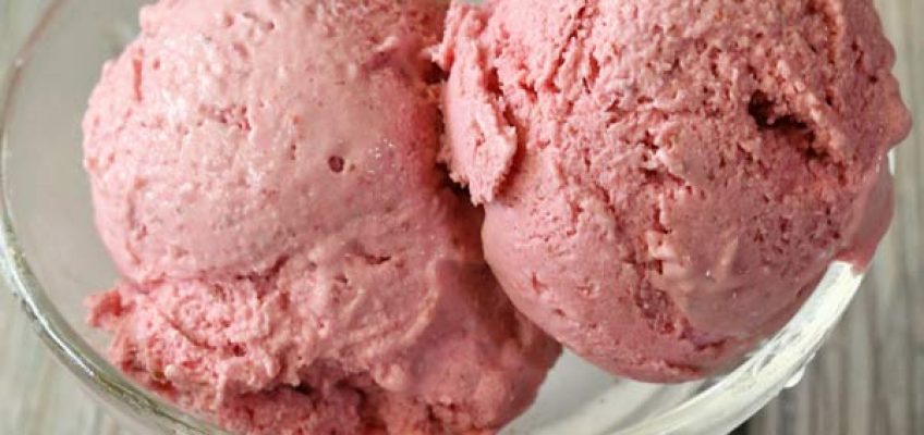 Keto Strawberry Ice Cream Recipe