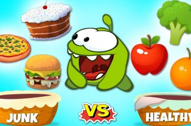 Junk Food Vs Healthy Food | What will Om Nom choose? | Fun Learning Cartoons for Kids