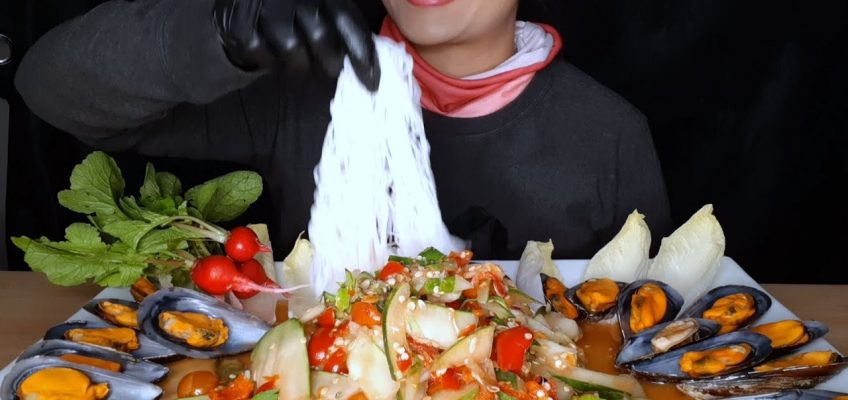 HEALTHY EATING SPICY CUCUMBER  SALAD+MUSSELS+RICE NOODLES|Love Vegetables Eat Food Online
