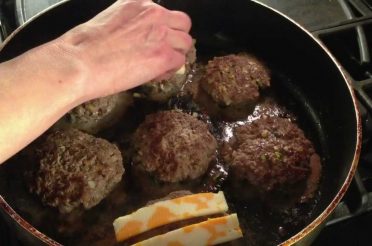 Moist & Tasty Hamburgers! {Clean Eating} NotDeprived_Becca's Kitchen