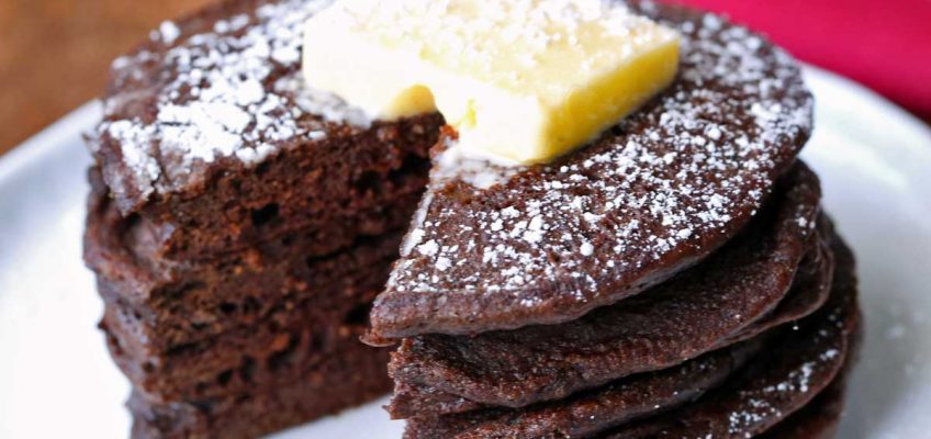Fluffy Keto Chocolate Pancakes | Healthy Recipes Blog