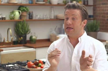 Jamie Oliver Discusses Healthy Eating and Everyday Super Food