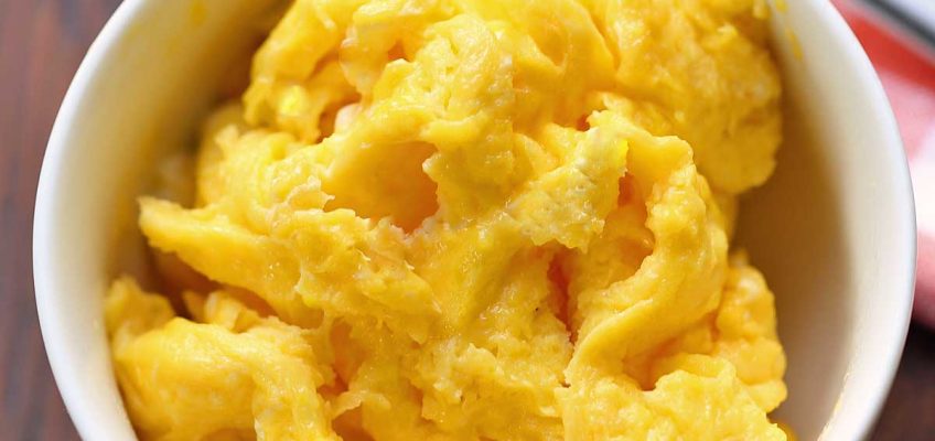 Easy Microwave Scrambled Eggs | Healthy Recipes Blog